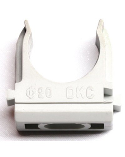 Держатель с защелкой, д.32 мм DKC 51032 в Октябрьском Держатели, клипсы, скобы Pintop.ru