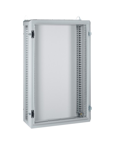 Шкаф распределительный Legrand 020451 в Октябрьском Щиты электрические Pintop.ru