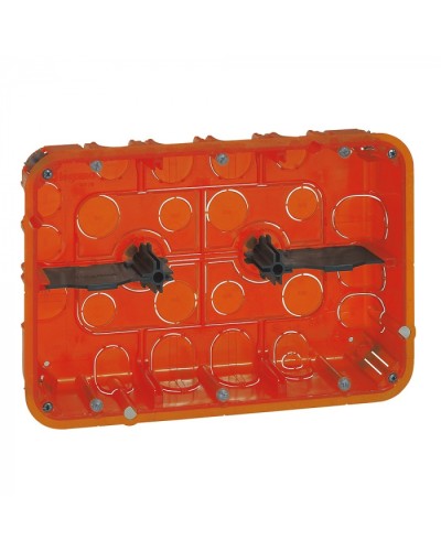 Коробка монтажная Legrand 080126 в Октябрьском Распределительные коробки Pintop.ru